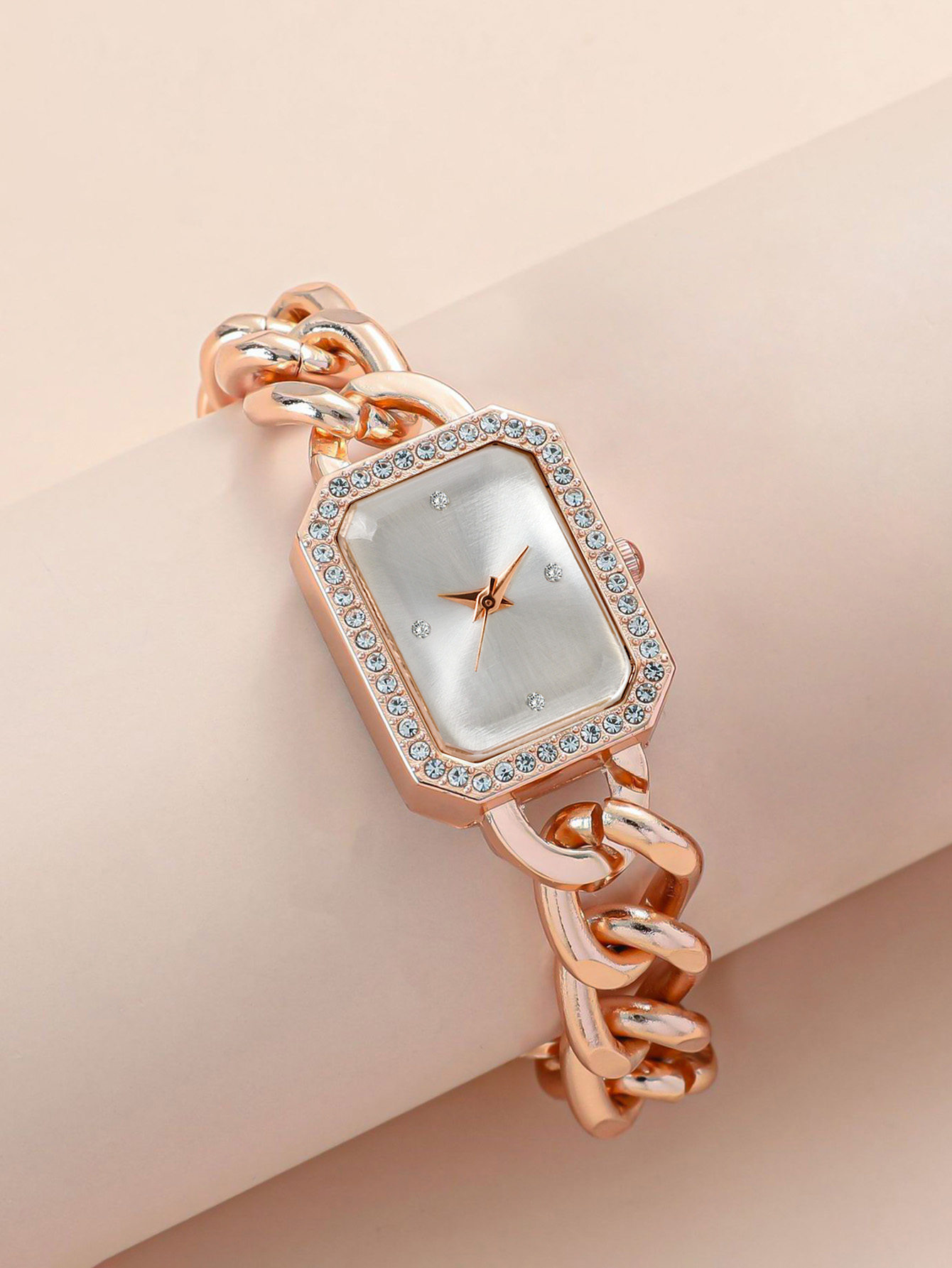 Mystery box contains 1randomco - Luxury Watch Box review and price