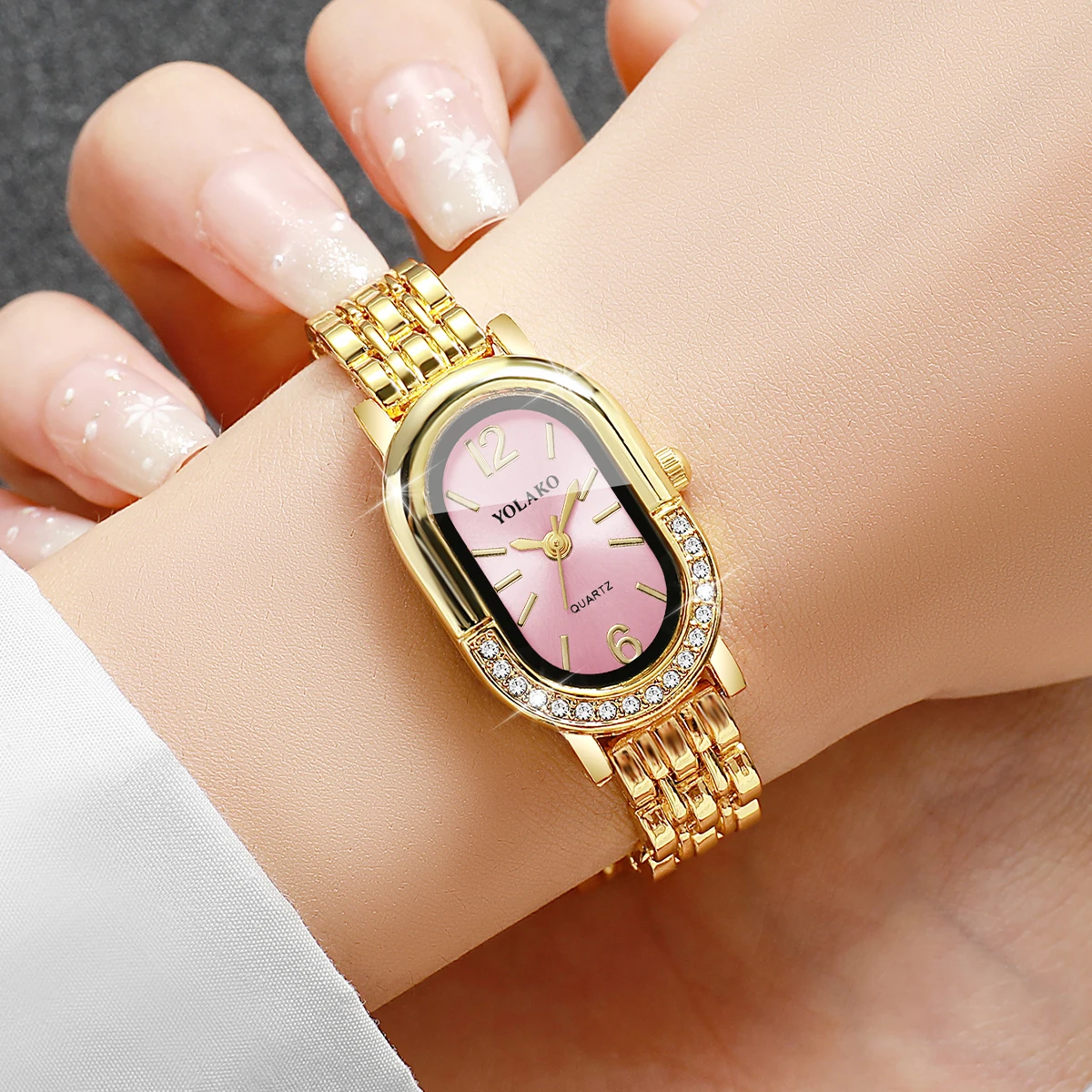 Luxury Rhinestone Women Quartz - Lux Watch review and price