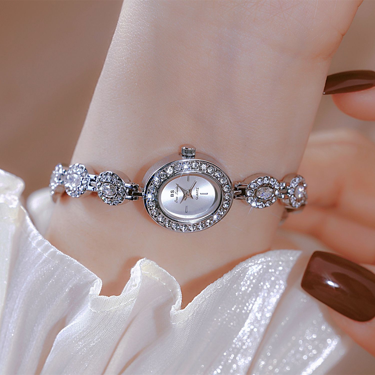 UTHAI New Women Chain Watch Li - Lux Watch review and price